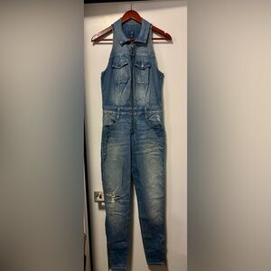 GUESS Women's Denim Overall Sleeveless Jumpsuit Front Zip Up - Size 4